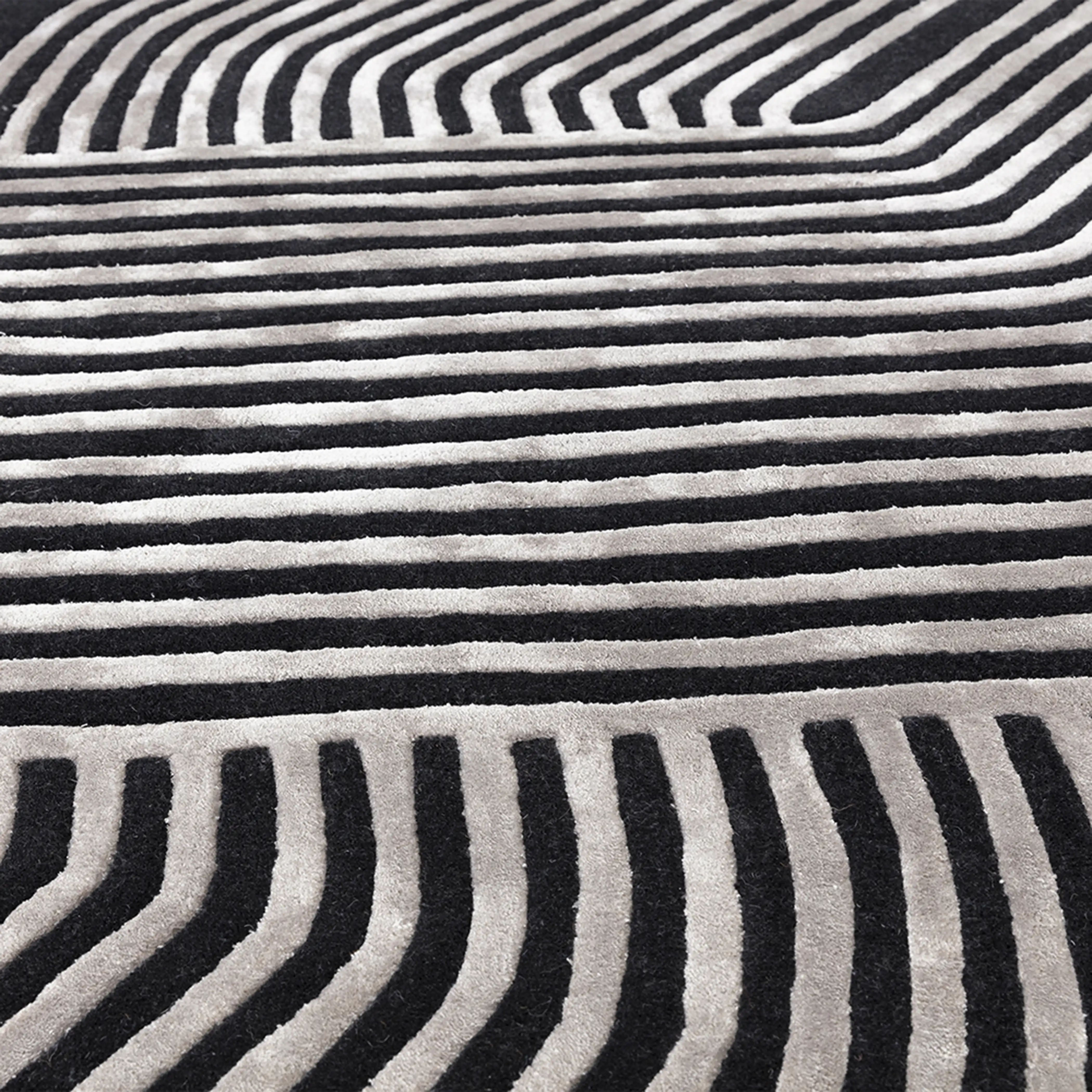 Athena Hand Tufted Rug | Black & Light Copper - Image 2