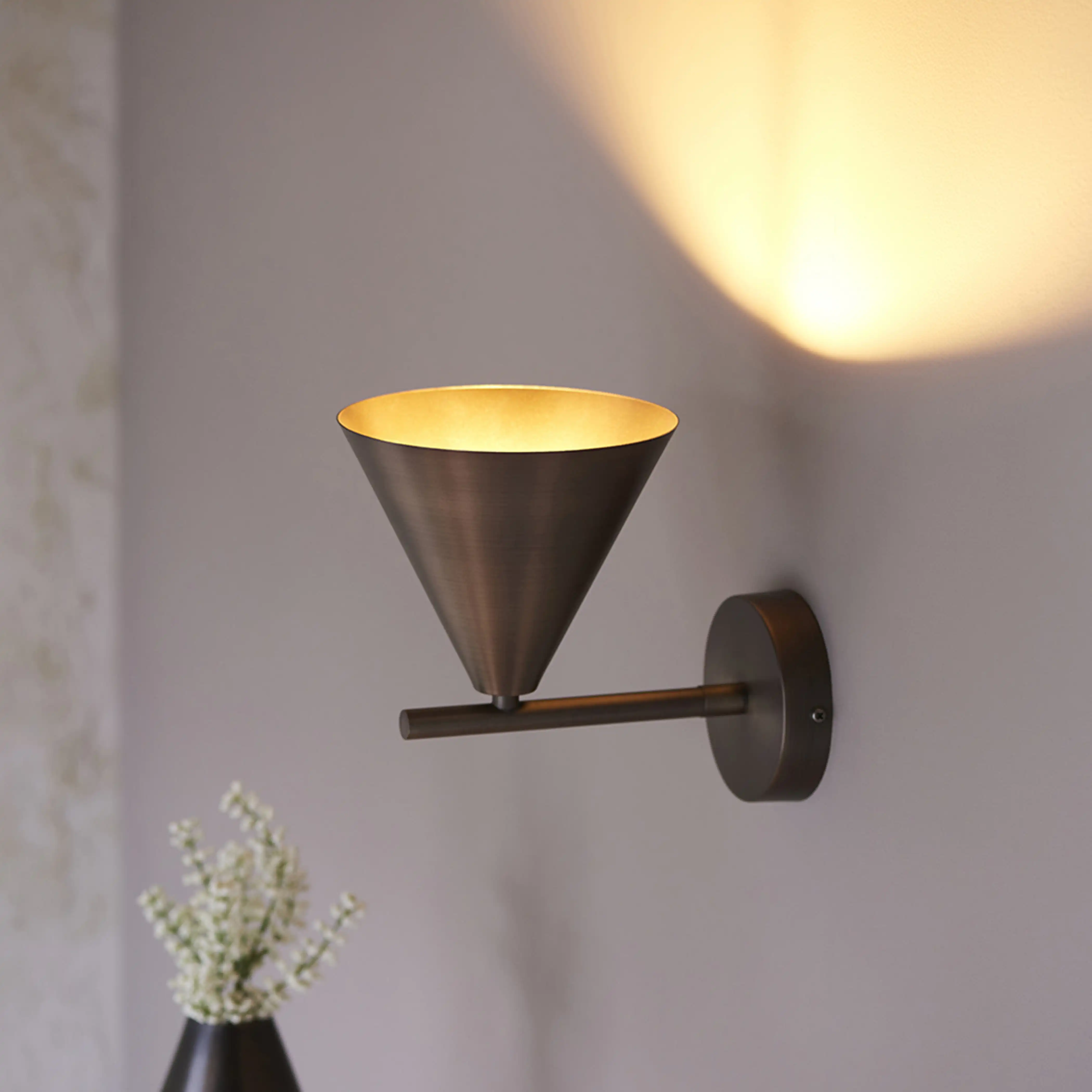 Cape Wall Light | Antique Brushed Bronze - Image 4