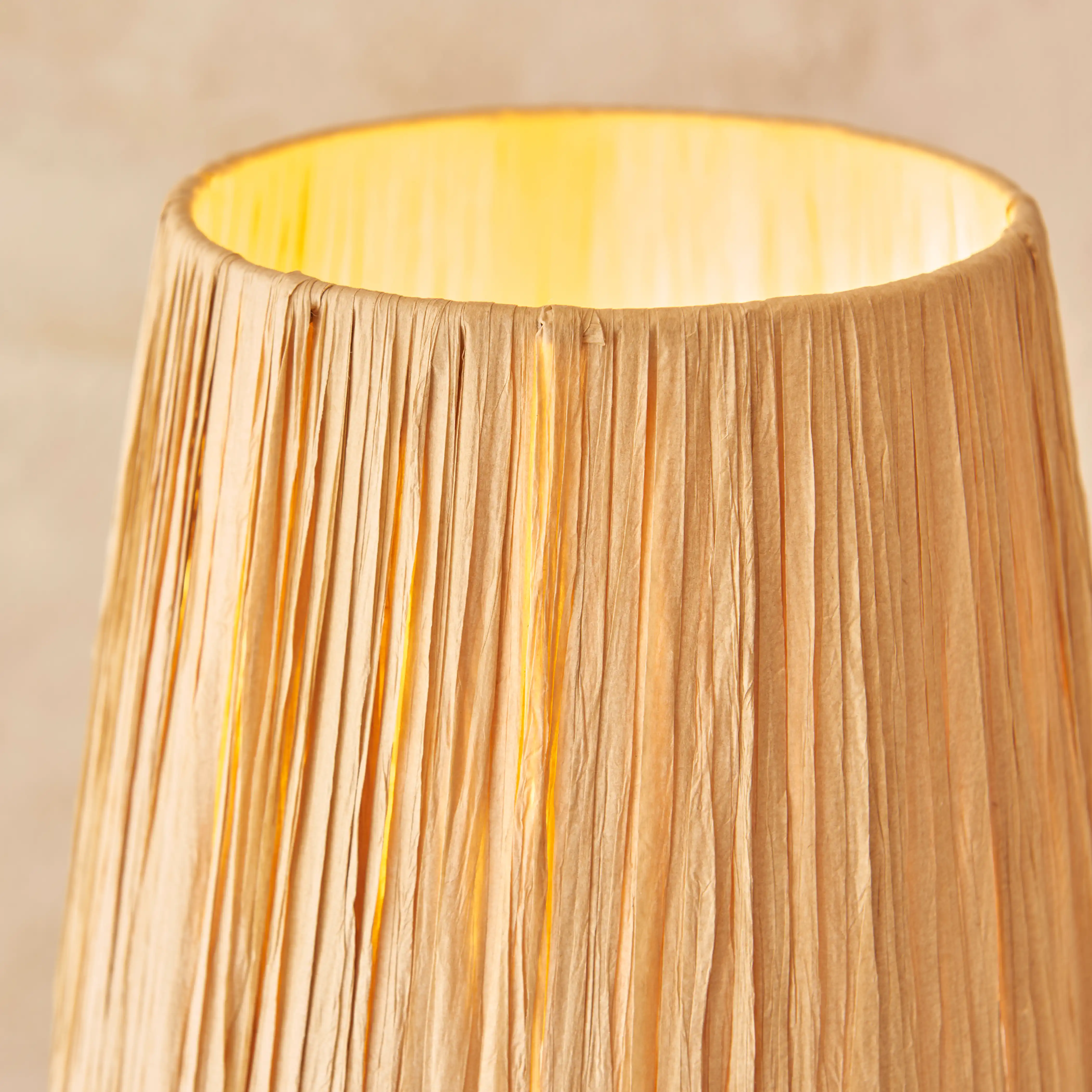 Davis Table Lamp | Natural Raffia & Brass - Image 4