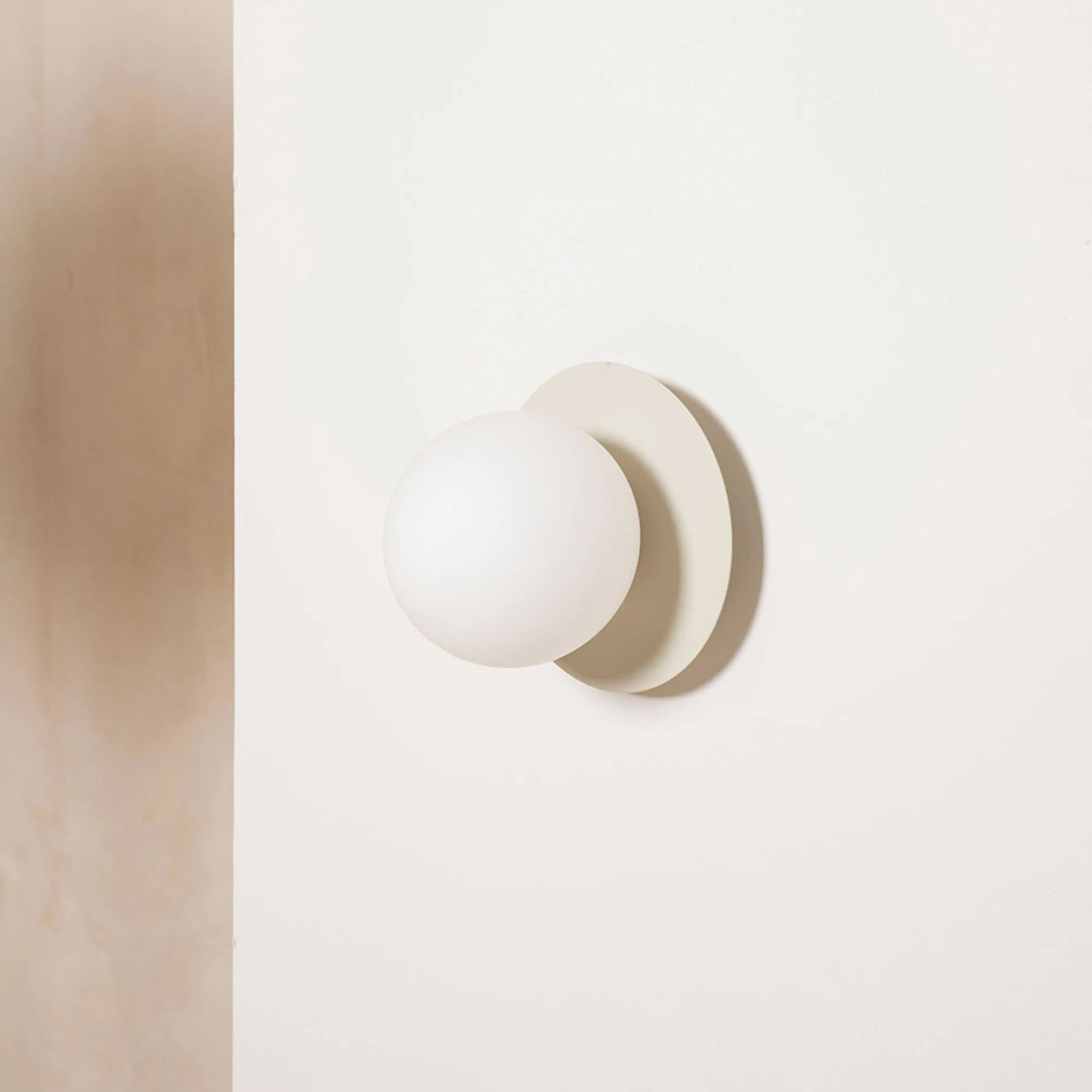 houseof Opal Disk Wall Light | Sand - Image 2
