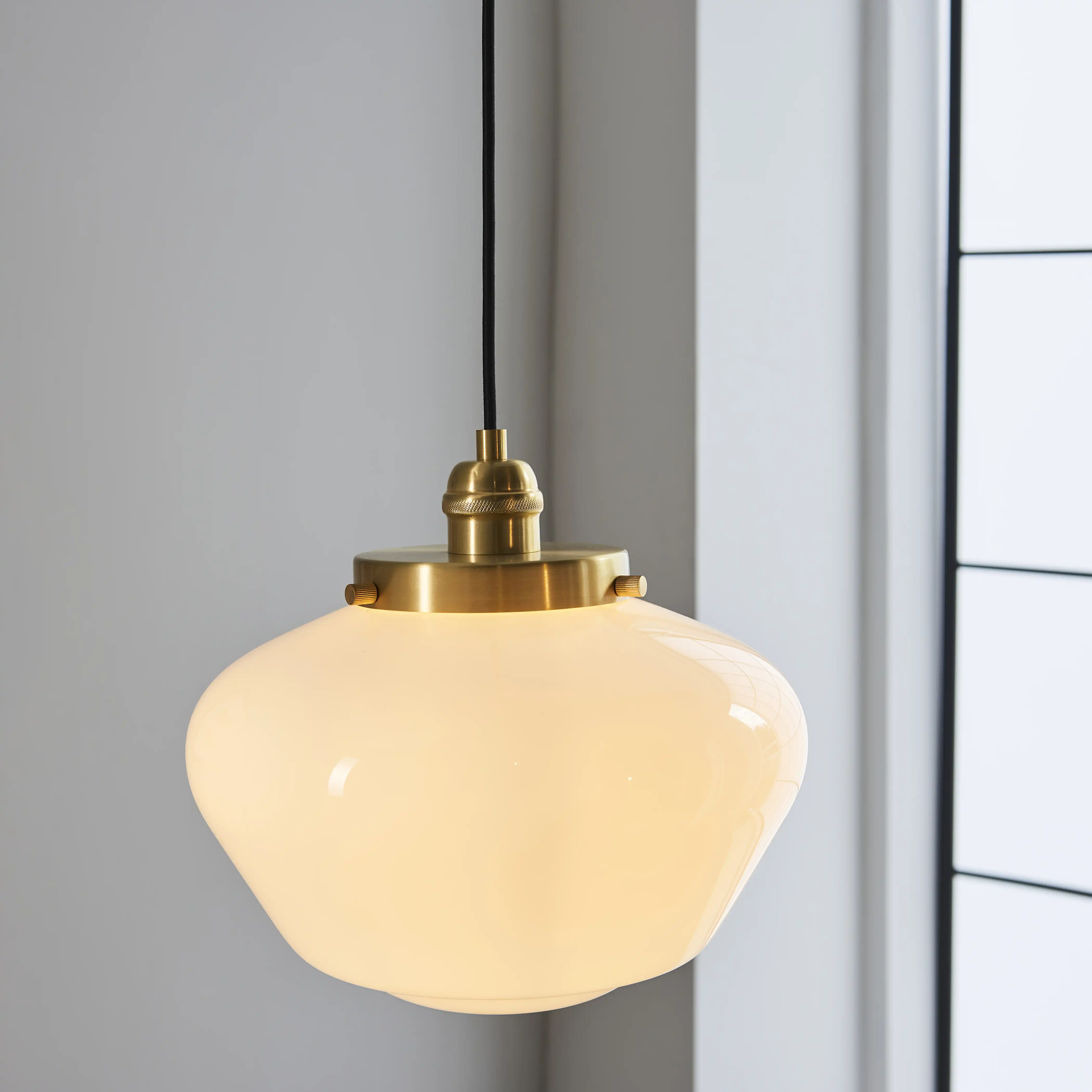 Illfra Pendant Light | Opal & Brass - Image 4