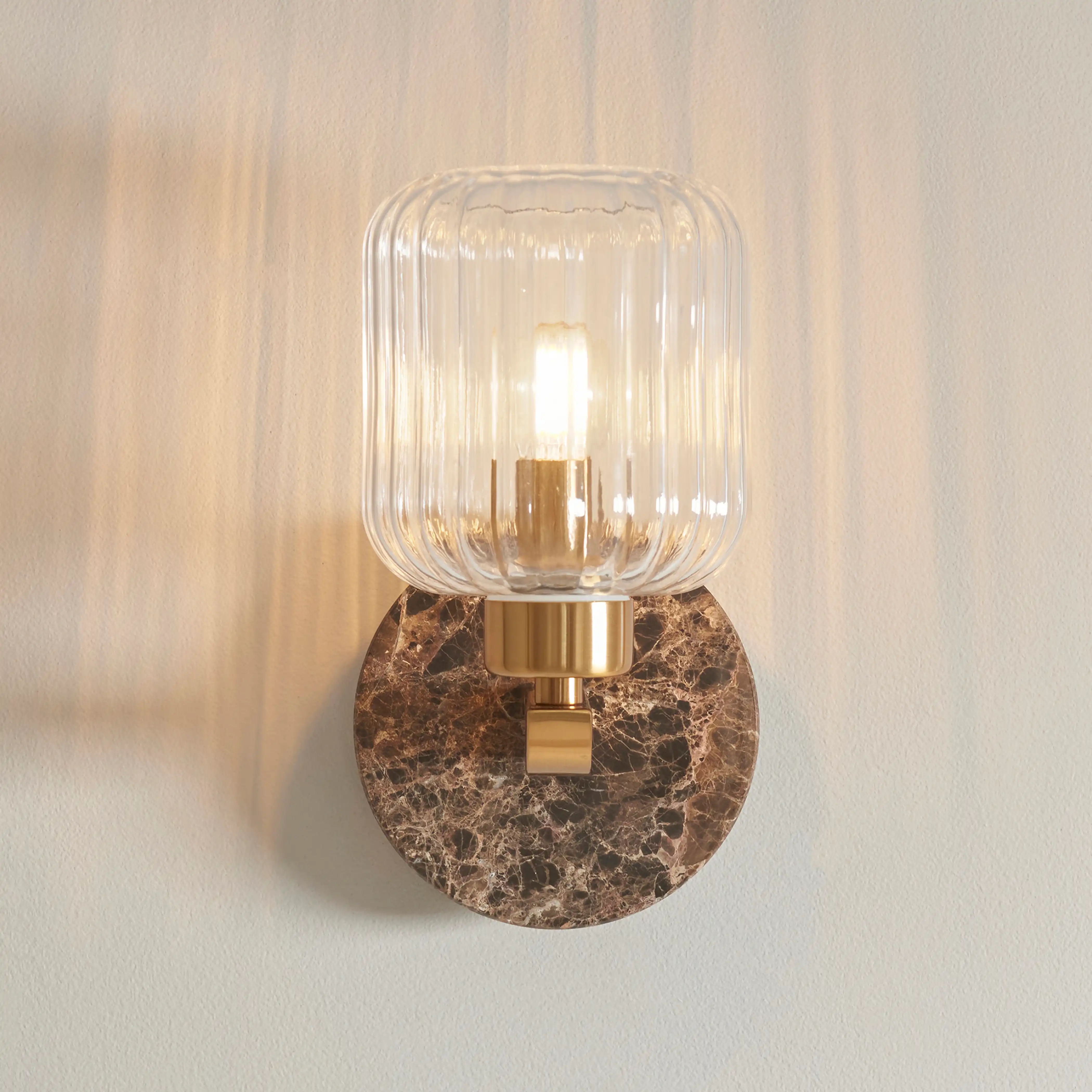 Nolan Ribbed Wall Light | Dark Brown Marble & Brass - Image 4