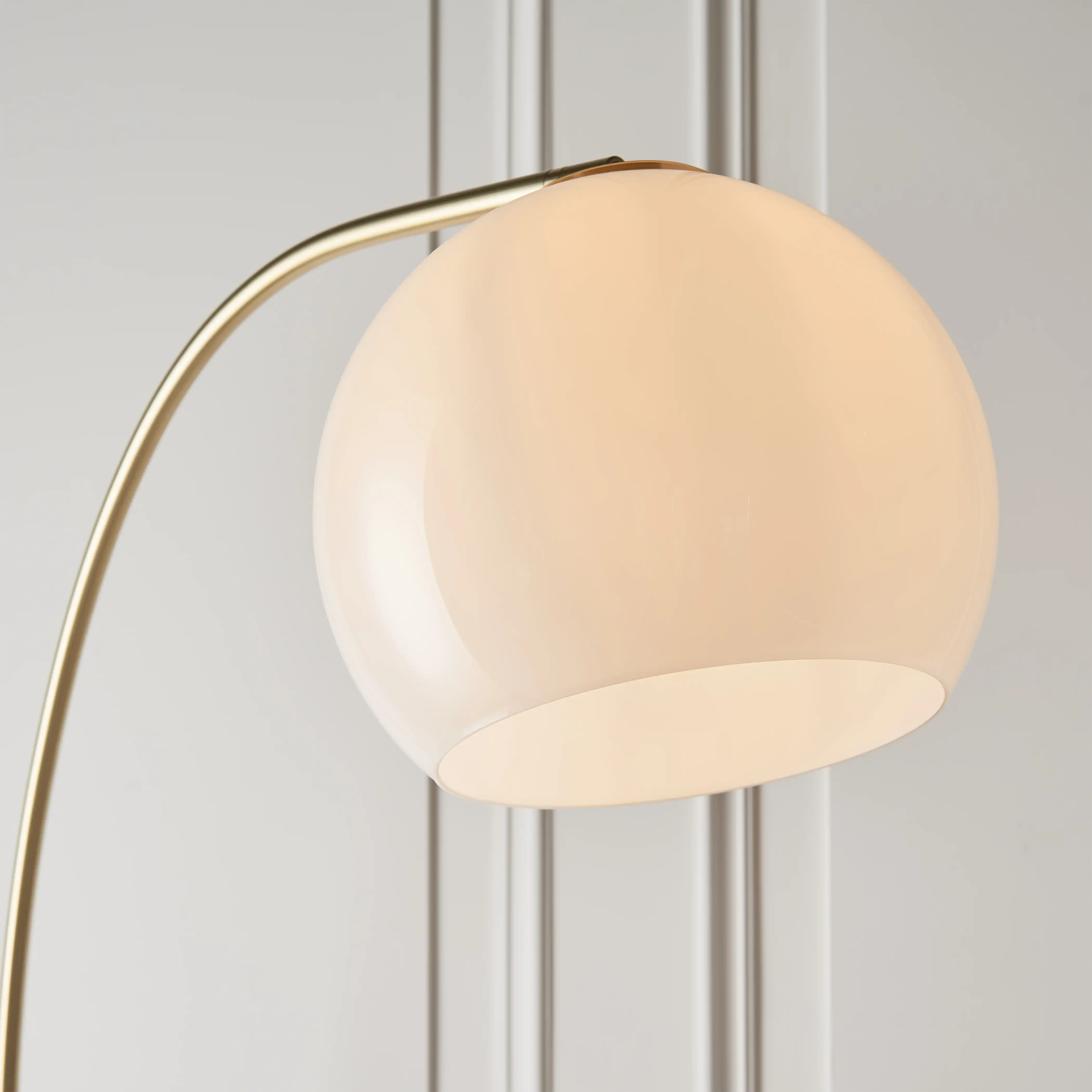 Otto Arched Floor Lamp | Opal & White - Image 3