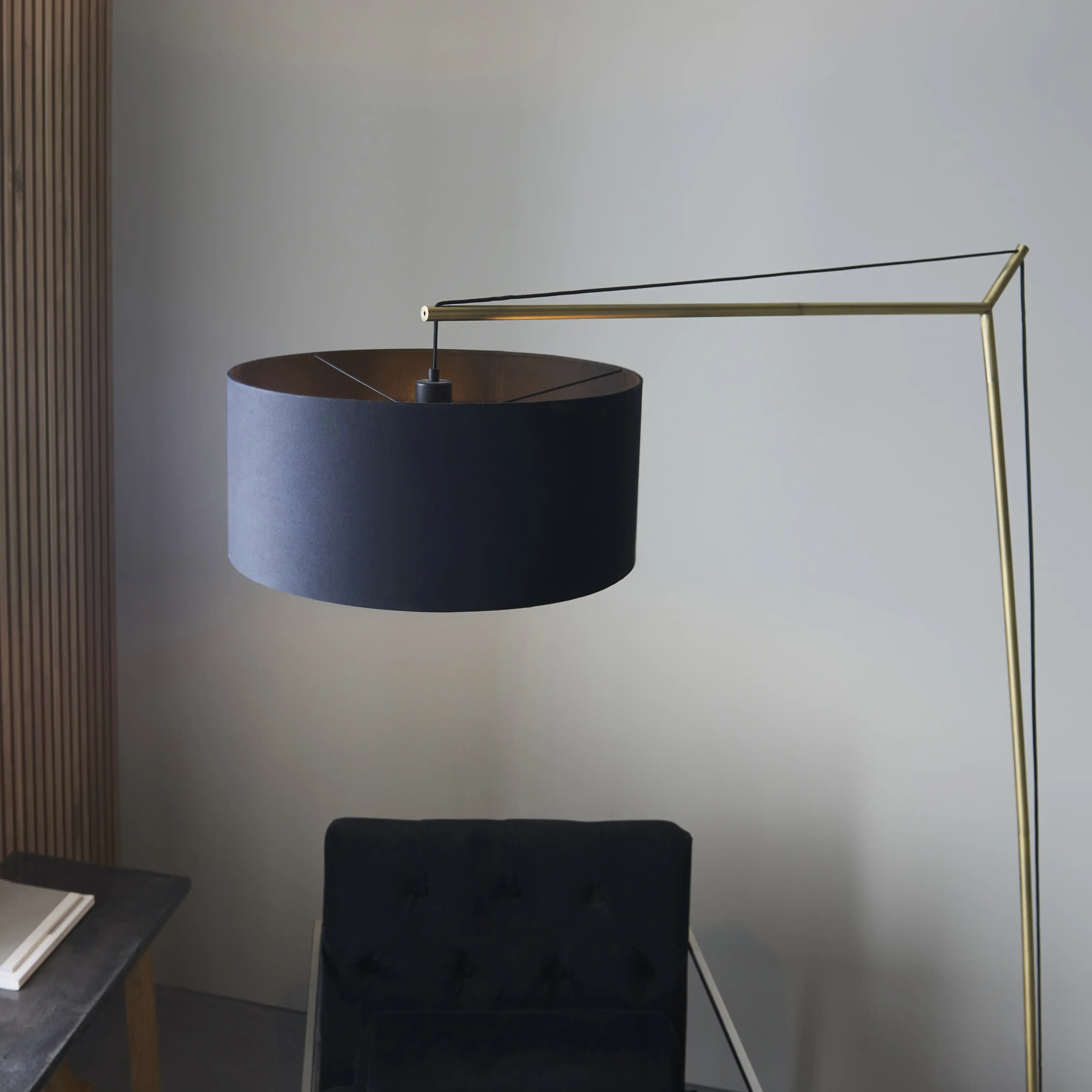 Redbridge Arched Floor Lamp | Black - Image 3