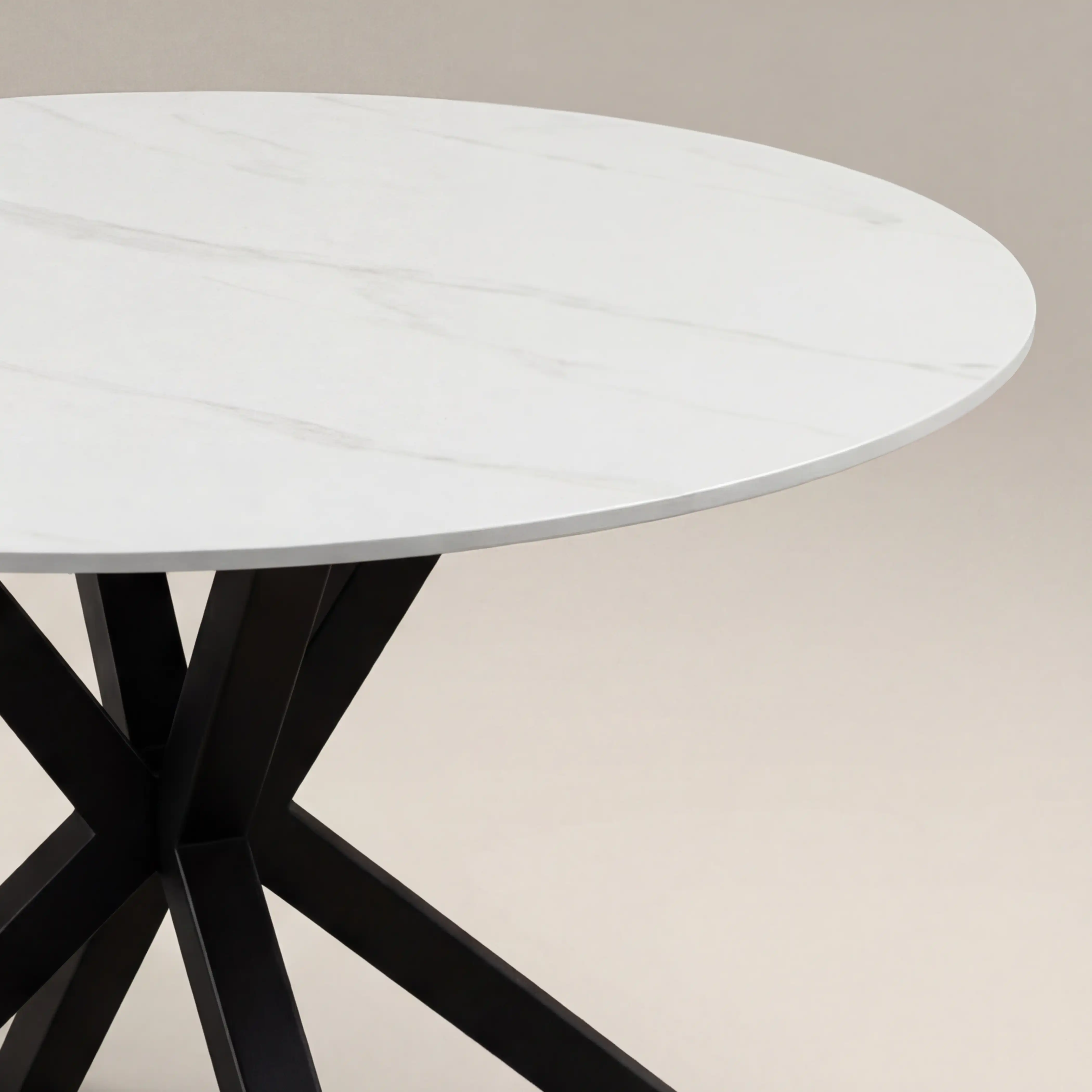 Sawyer 4 Seat Round Dining Table | White Ceramic & Black - Image 4