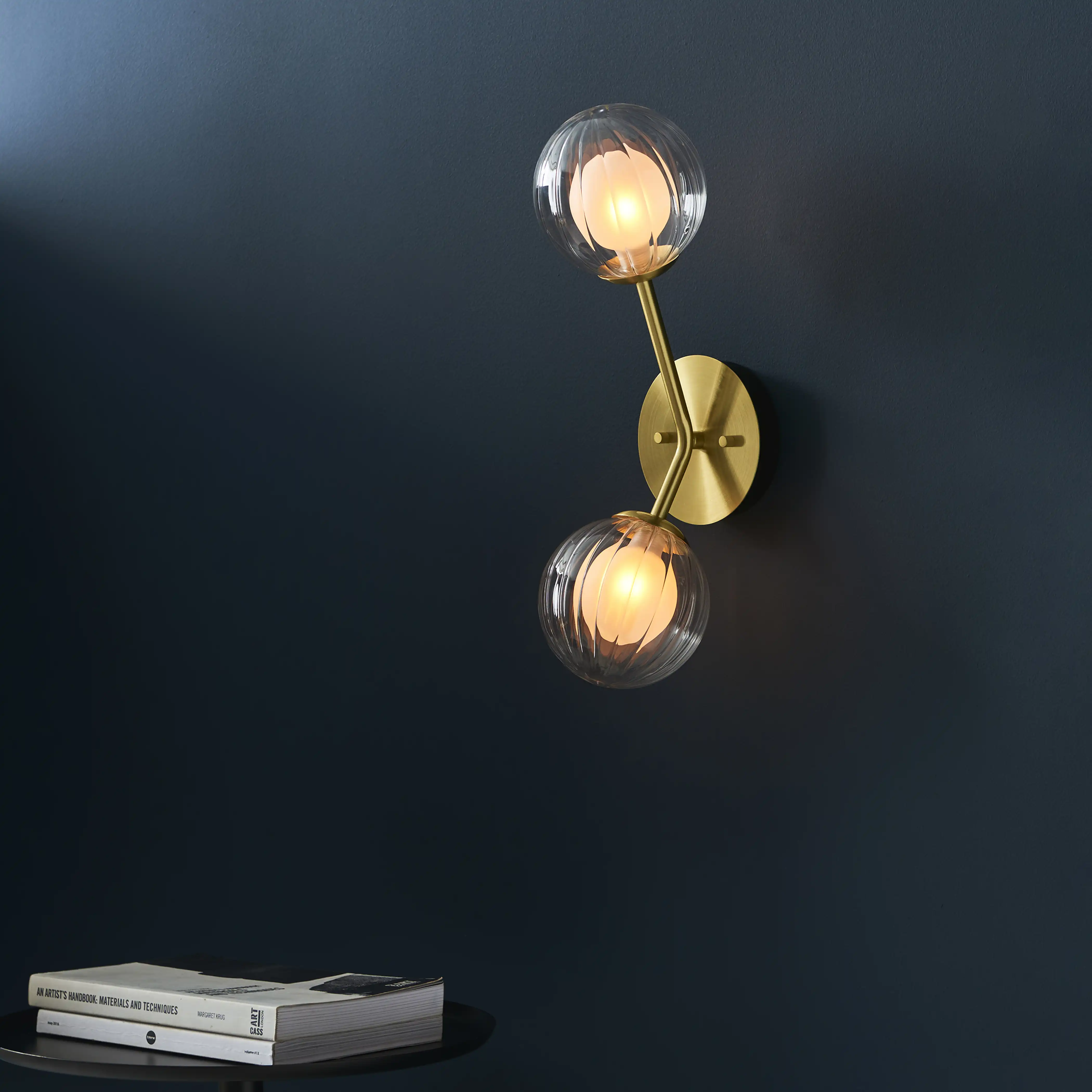 Scarlet Wall Light | Brass - Image 2