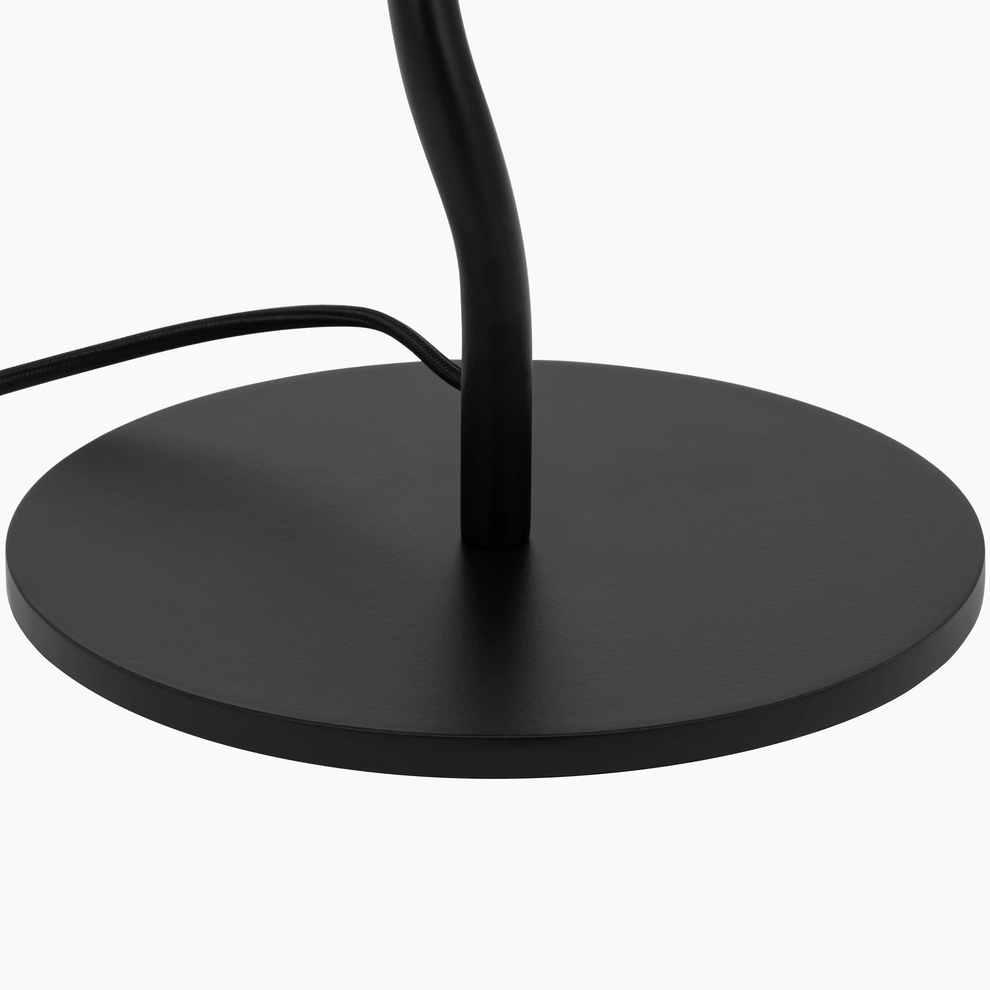 Stanmore Floor Lamp | Natural Raffia & Black - Image 4
