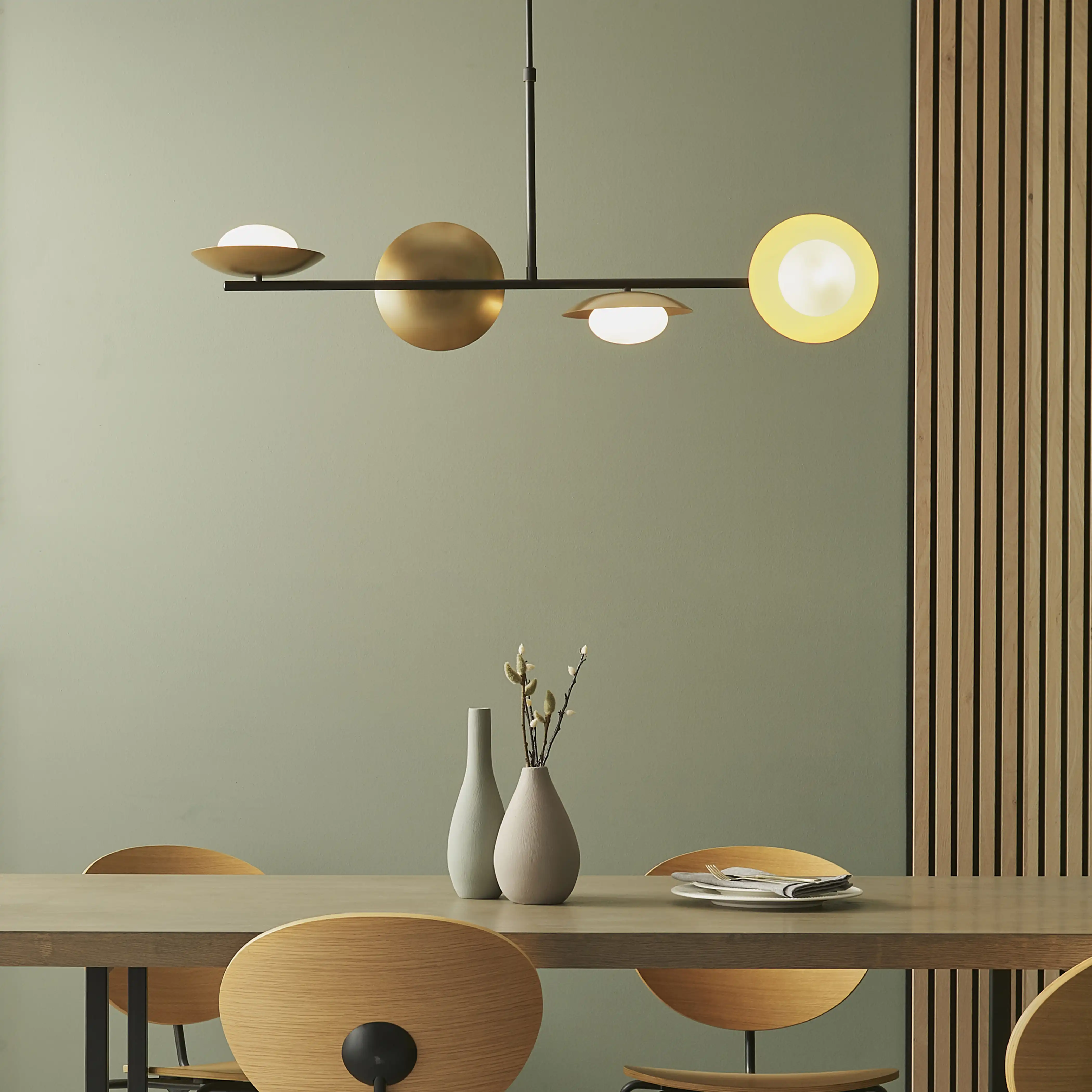Temuka 4 Light Pendant Light | Brass & Black - Image 6